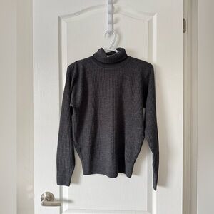 G2000 Grey Ribbed Turtleneck